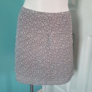 H&M white and black tiered mini skirt Size 8